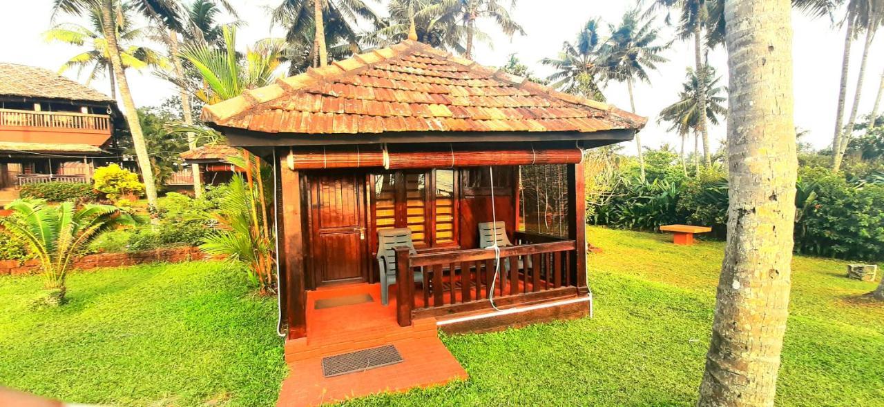 Blue Water Beach Resort Varkala Ngoại thất bức ảnh