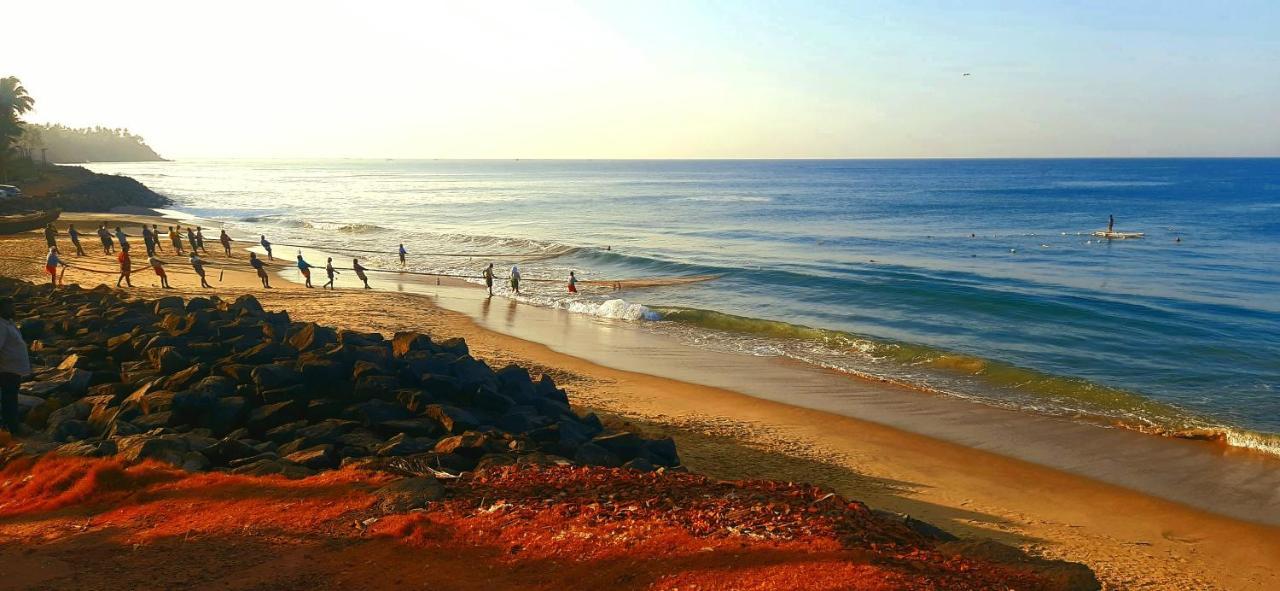 Blue Water Beach Resort Varkala Ngoại thất bức ảnh