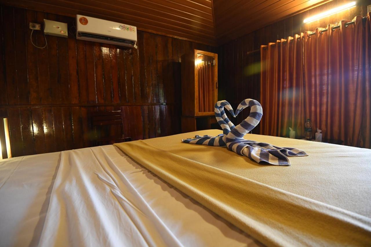 Blue Water Beach Resort Varkala Ngoại thất bức ảnh