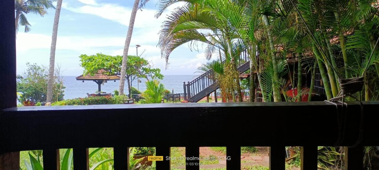 Blue Water Beach Resort Varkala Phòng bức ảnh