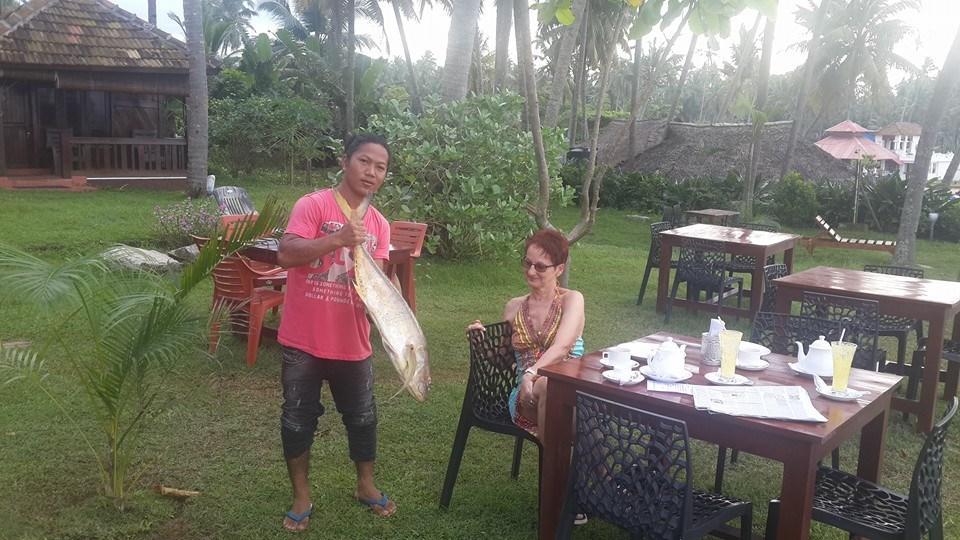Blue Water Beach Resort Varkala Ngoại thất bức ảnh
