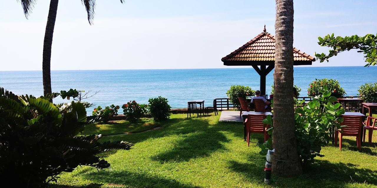Blue Water Beach Resort Varkala Ngoại thất bức ảnh