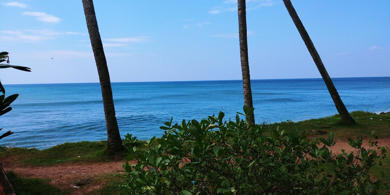 Blue Water Beach Resort Varkala Ngoại thất bức ảnh