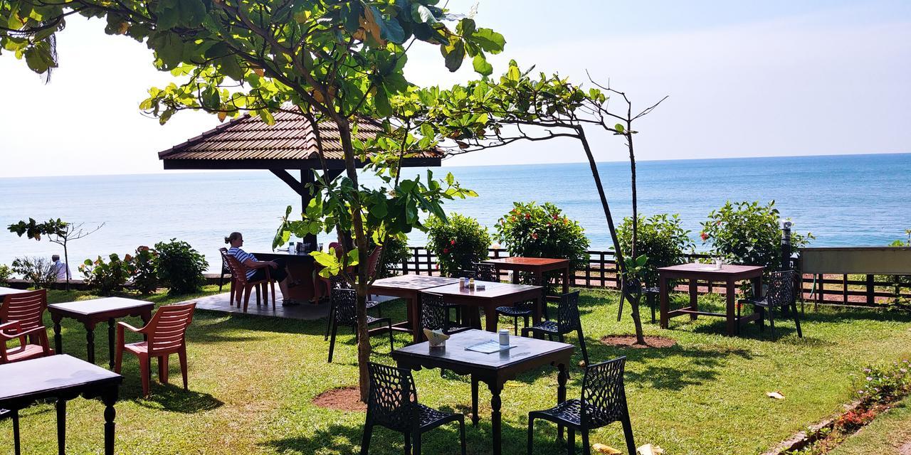Blue Water Beach Resort Varkala Ngoại thất bức ảnh
